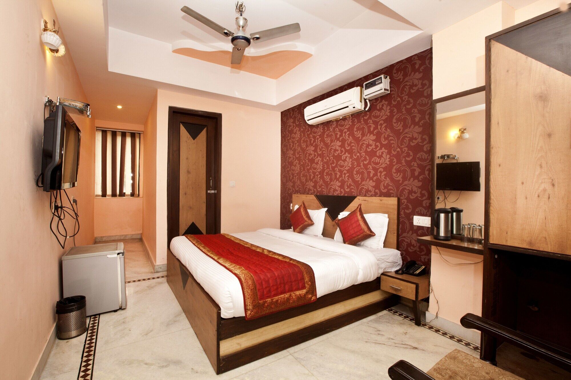 Oyo 337 Hotel Anand Delhi  Exteriör bild