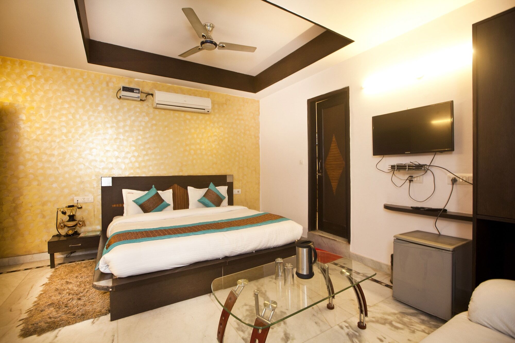 Oyo 337 Hotel Anand Delhi  Exteriör bild