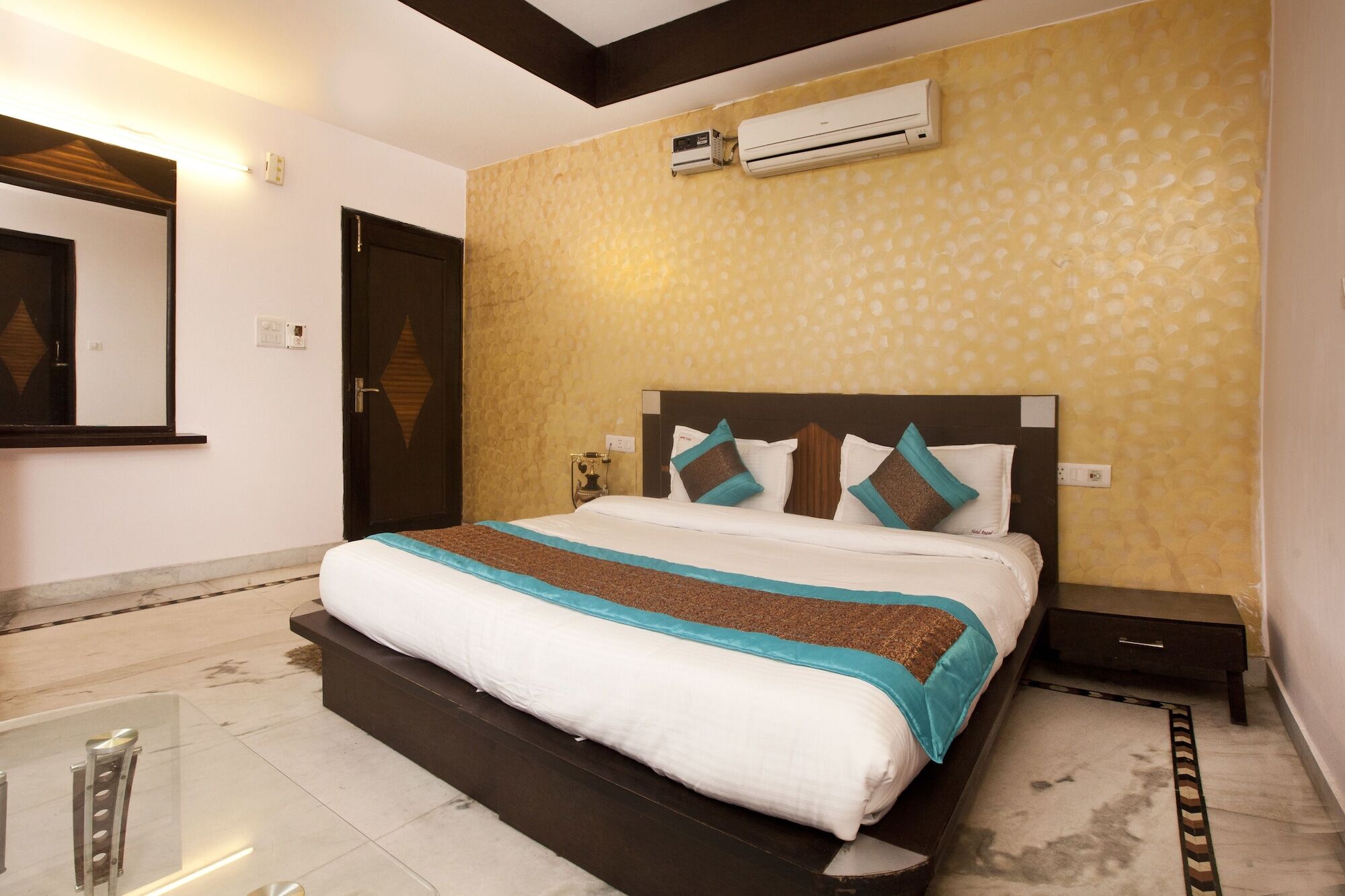 Oyo 337 Hotel Anand Delhi  Exteriör bild